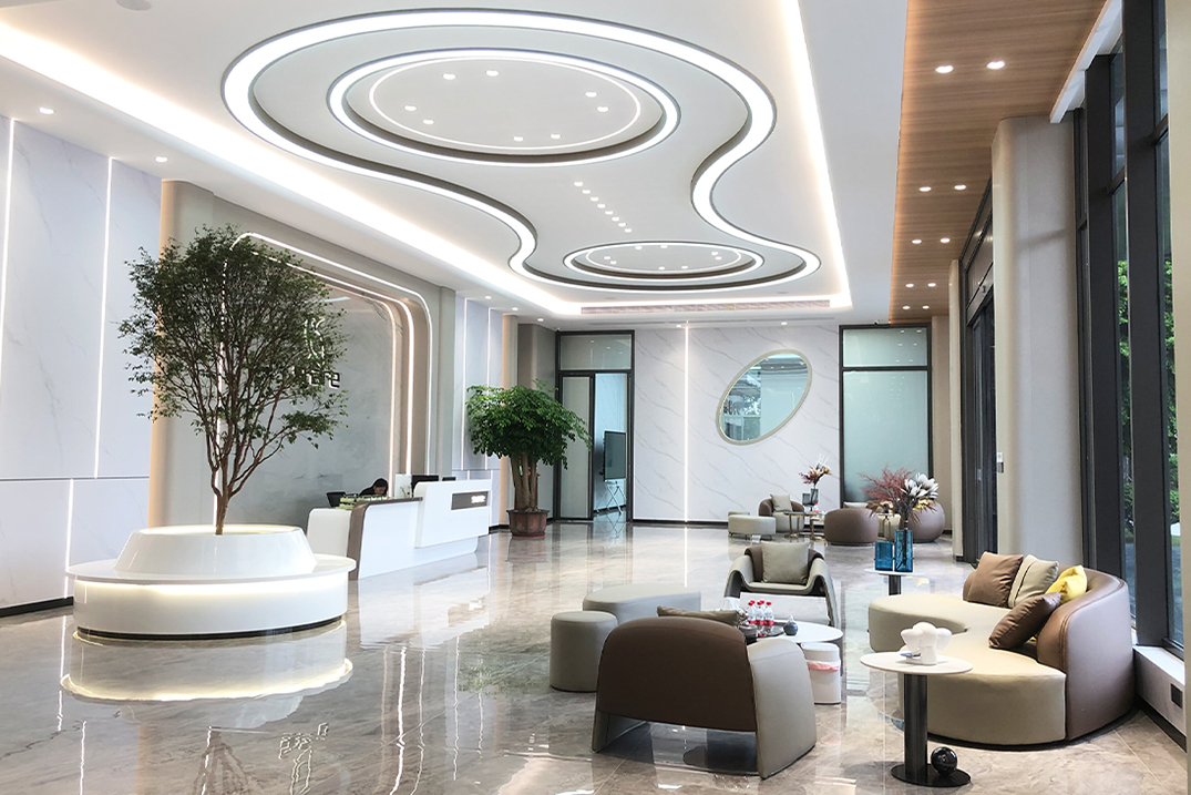 米兰-·美妆领航者